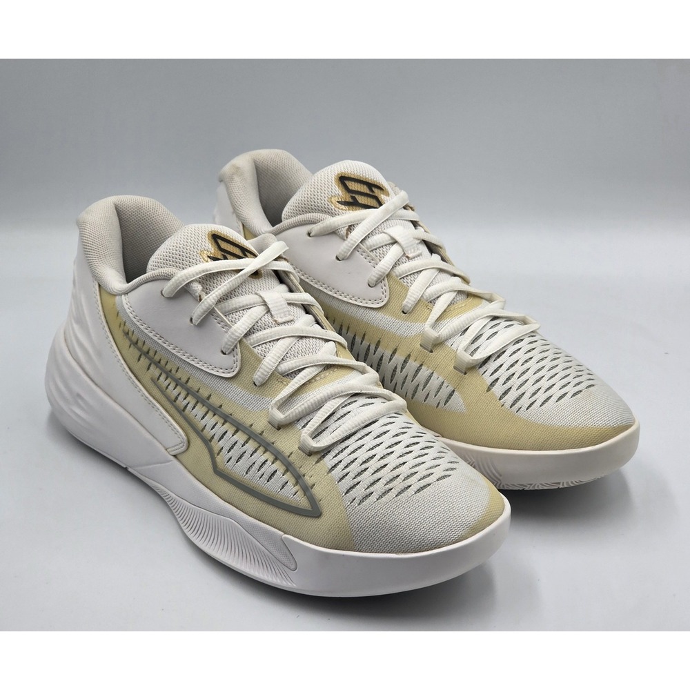 Puma Basketball Shoes Women's Size 9.5 White Low Top Athletic Sneakers 378262-04
